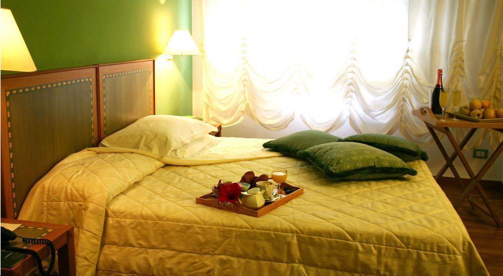 Hotel Touring Pisa Exterior foto